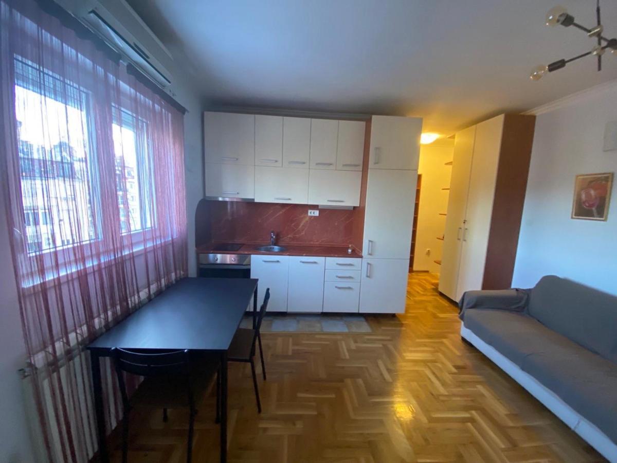 Galiastan Apartment Beograd Ngoại thất bức ảnh